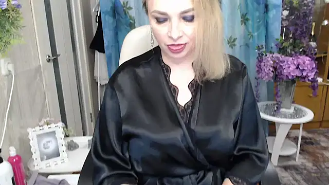 Mika Passion online show from November 11, 10:54 am