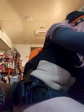 Snapshot of KandiK37 chatting on January 23, 2:55 am KandiK37 online show from January 23, 2:55 am