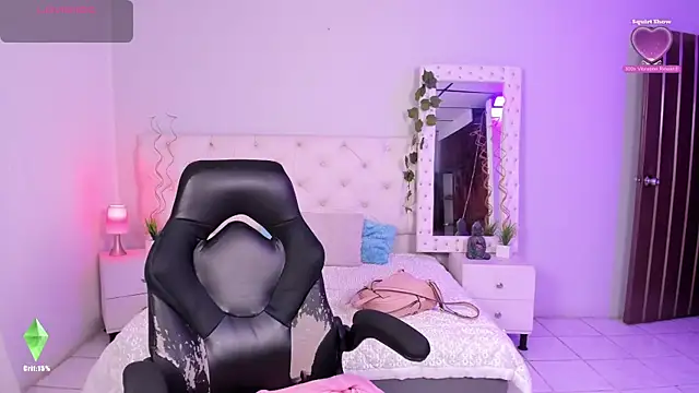 ximena slut 21 online show from March 18, 1:46 am