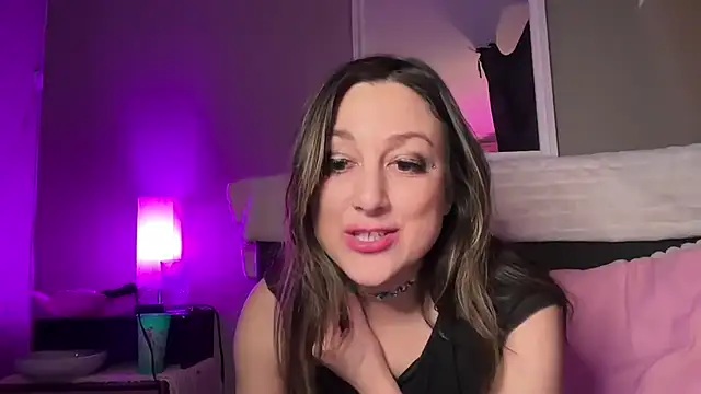 Snapshot of CrazyKittenMeow chatting on February 25, 7:09 am CrazyKittenMeow online show from February 25, 7:09 am