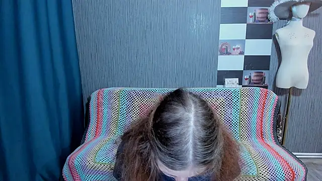 pa1e pr1ncess online show from February 22, 8:39 am