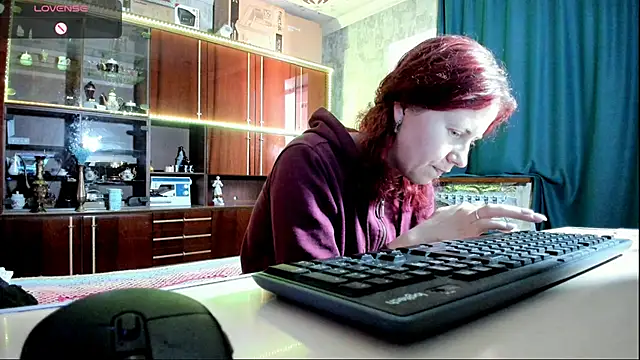 Snapshot of pa1e_pr1ncess chatting on March 12, 9:34 am pa1e pr1ncess online show from March 12, 9:34 am