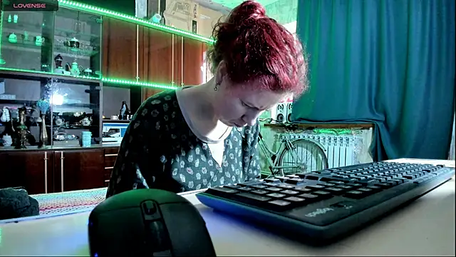 Snapshot of pa1e_pr1ncess chatting on March 4, 6:37 am pa1e pr1ncess online show from March 4, 6:37 am