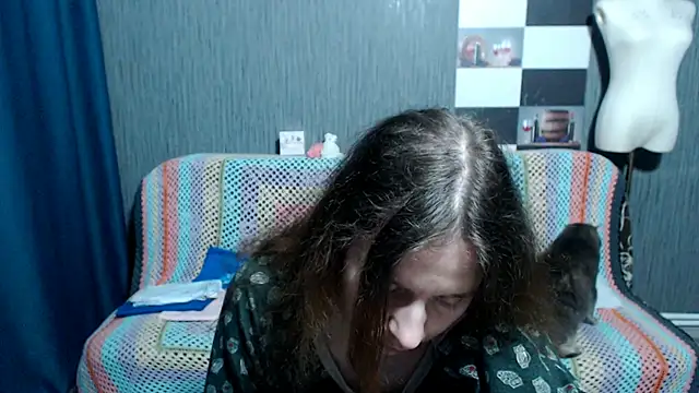 pa1e pr1ncess online show from March 28, 4:41 pm