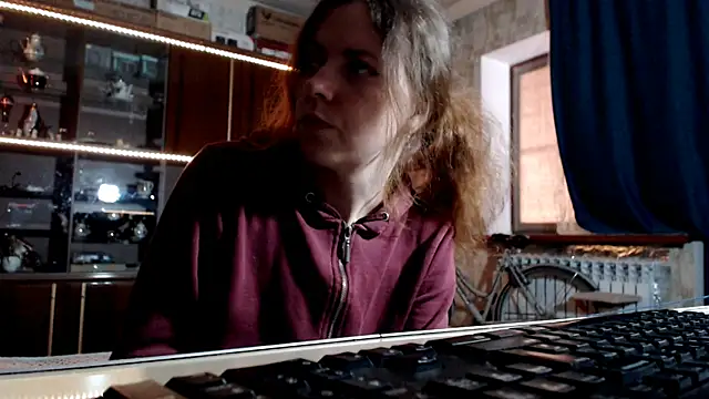 pa1e pr1ncess online show from April 20, 7:55 am