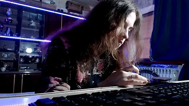 pa1e pr1ncess online show from April 21, 6:31 am