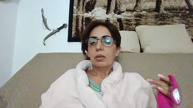 Snapshot of silla chatting on October 29, 4:28 pm silla online show from October 29, 4:28 pm