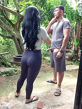 Snapshot of venusandzeus@xh chatting on June 18, 12:54 pm venusandzeusxh online show from June 18, 12:54 pm