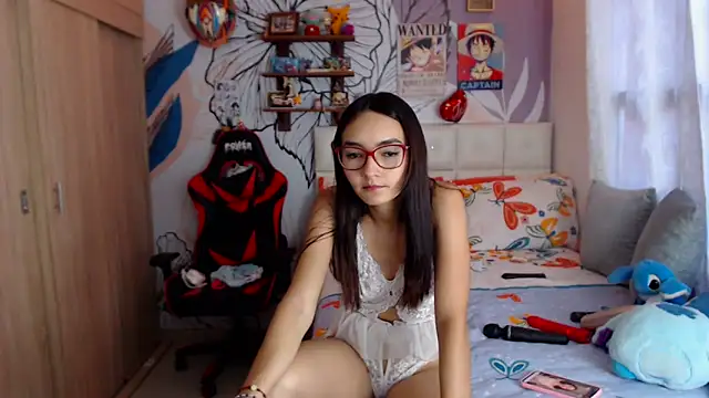 LinzyBaner online show from March 31, 10:01 pm