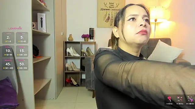 samantha hot20 online show from February 12, 1:11 pm