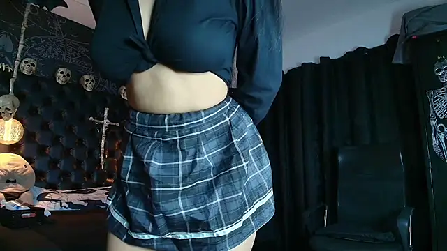 AlexHoe  online show from March 23, 6:30 pm