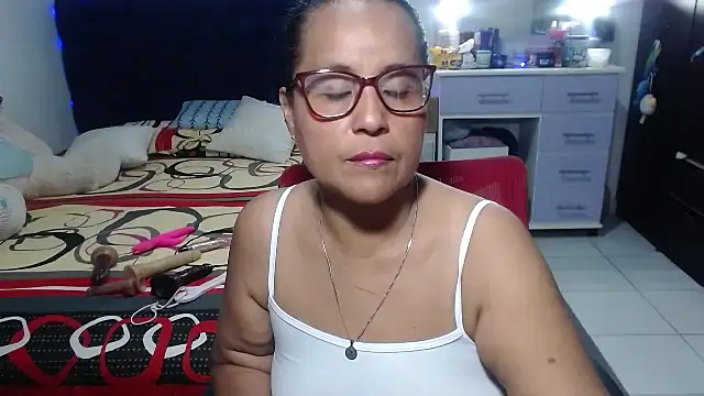 pervert mommy  online show from April 30, 9:38 am