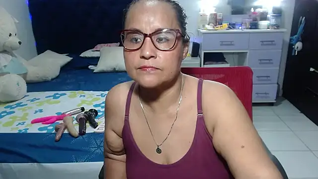 pervert mommy  online show from April 10, 10:33 am