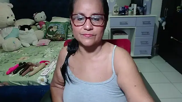 pervert mommy  online show from December 2, 10:06 am