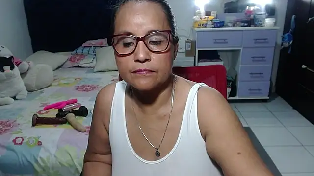 pervert mommy  online show from April 24, 10:17 am