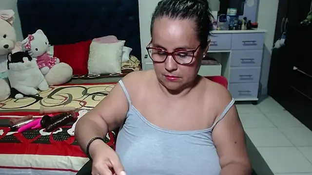 pervert mommy  online show from November 18, 9:56 am