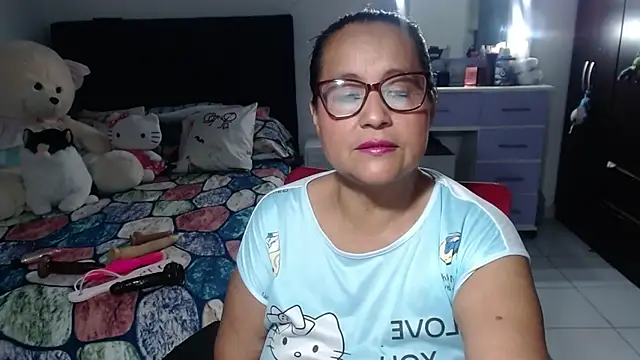 pervert mommy  online show from January 12, 10:55 am