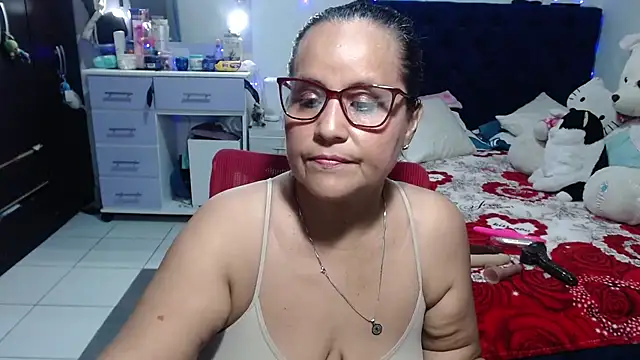 pervert mommy  online show from May 25, 9:41 am