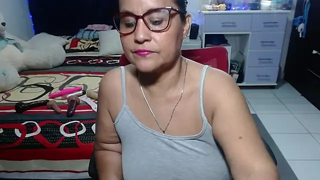 pervert mommy  online show from April 4, 10:55 am