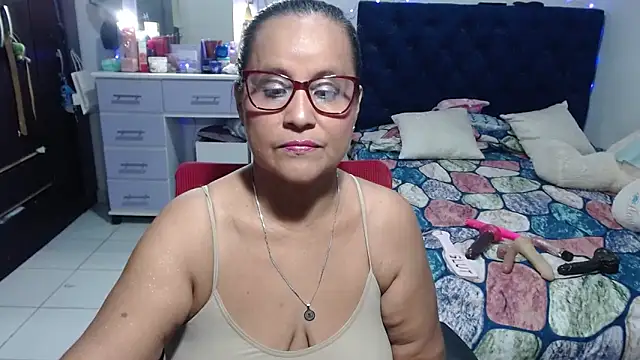 pervert mommy  online show from June 4, 9:47 am