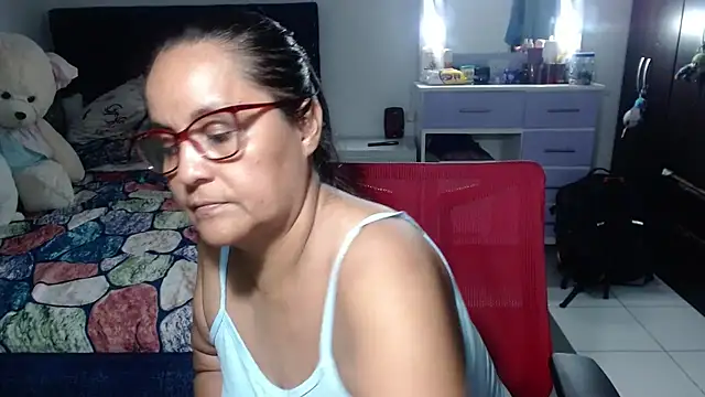 pervert mommy  online show from January 10, 12:39 am