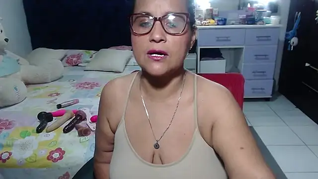 pervert mommy  online show from April 17, 10:18 am