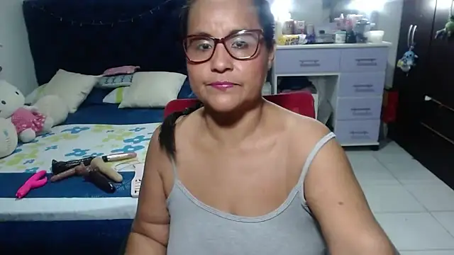 pervert mommy  online show from March 11, 11:04 am