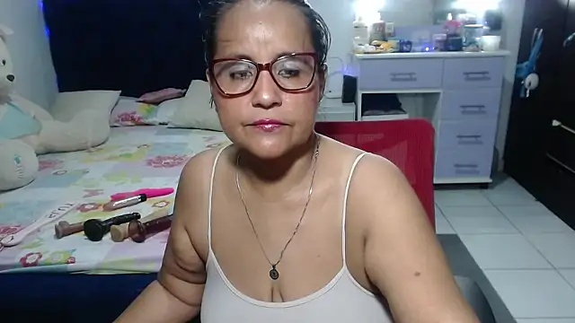 pervert mommy  online show from April 15, 9:59 am