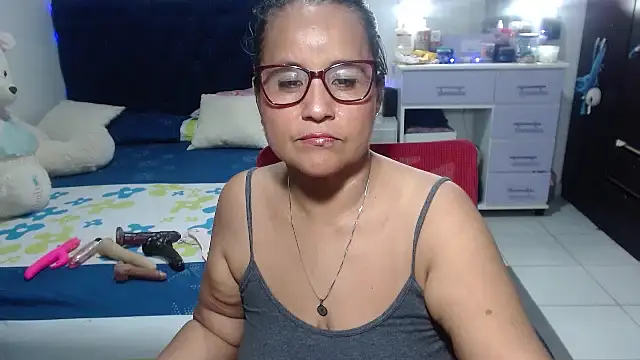 pervert mommy  online show from April 13, 10:08 am