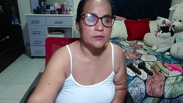 pervert mommy  online show from October 22, 12:15 pm