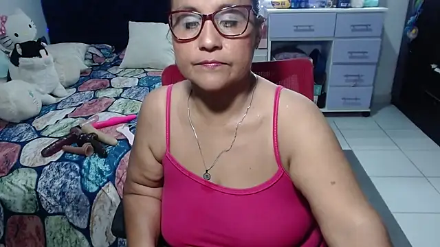 pervert mommy  online show from May 6, 10:08 am