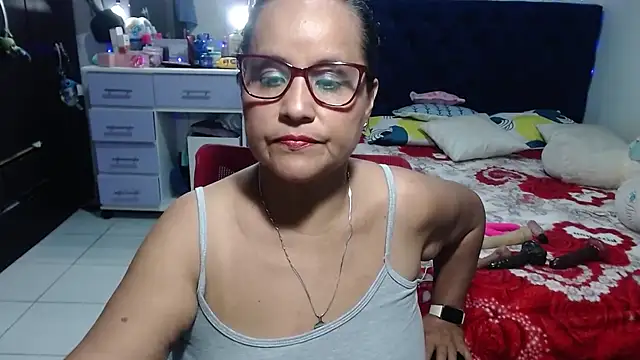 pervert mommy  online show from May 27, 10:55 am