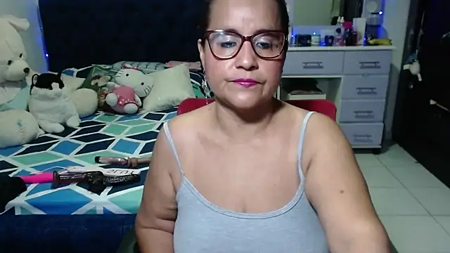 pervert mommy  online show from December 16, 10:08 am