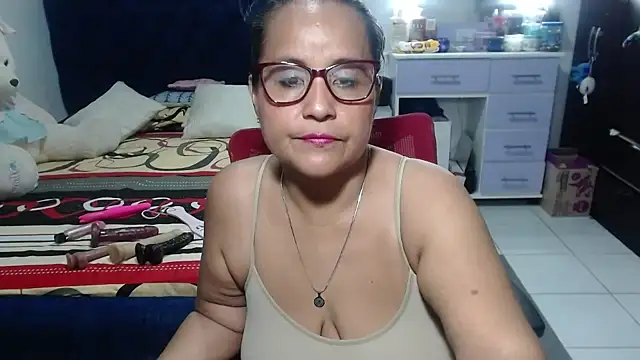 pervert mommy  online show from April 2, 11:06 am