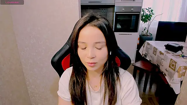 AyaMoon online show from November 10, 6:51 am