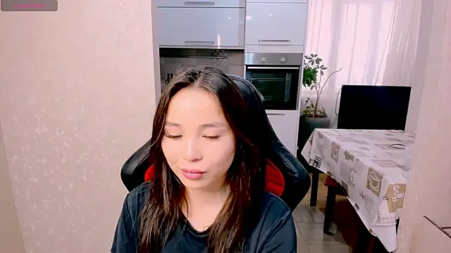 AyaMoon online show from October 29, 4:44 am