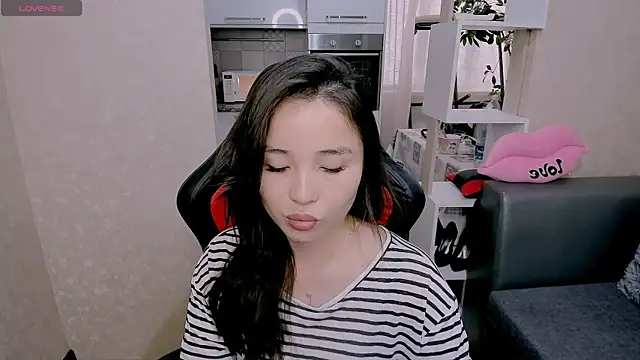 AyaMoon online show from October 1, 4:50 am
