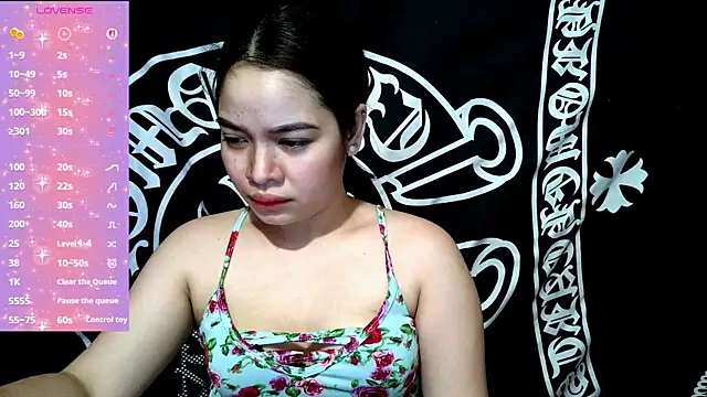 Snapshot of _preciousmoira_ chatting on July 5, 1:43 am preciousmoira online show from July 5, 1:43 am