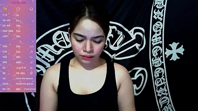 Snapshot of _preciousmoira_ chatting on June 25, 2:20 am preciousmoira online show from June 25, 2:20 am