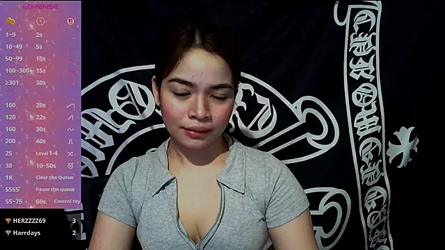 Snapshot of _preciousmoira_ chatting on June 11, 2:53 am preciousmoira online show from June 11, 2:53 am