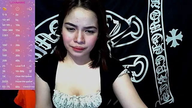 Snapshot of _preciousmoira_ chatting on June 16, 11:21 am preciousmoira online show from June 16, 11:21 am