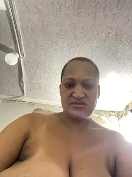 XHotJuicyBootyXX online show from April 23, 11:05 am