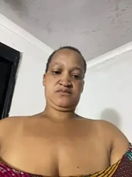 XHotJuicyBootyXX online show from May 6, 9:13 am