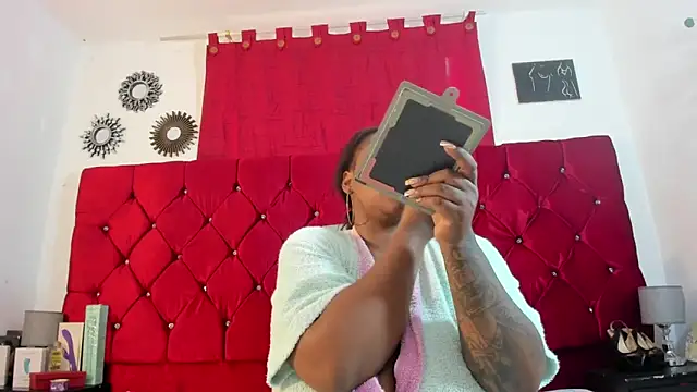 Snapshot of harleyevaans chatting on March 11, 12:06 pm harleyevaans online show from March 11, 12:06 pm