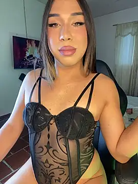 Snapshot of cristal_0381 chatting on November 2, 8:47 pm cristal 0381 online show from November 2, 8:47 pm