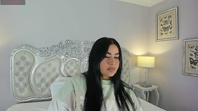 Pamela roberts online show from April 17, 10:34 pm