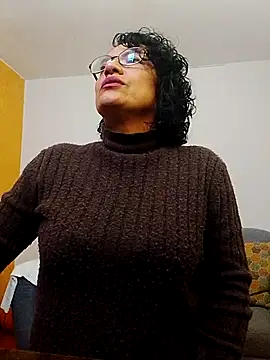 scarlet wet online show from July 14, 9:43 pm