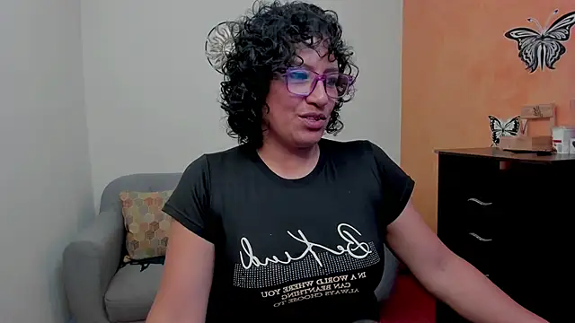 scarlet wet online show from June 24, 8:28 pm