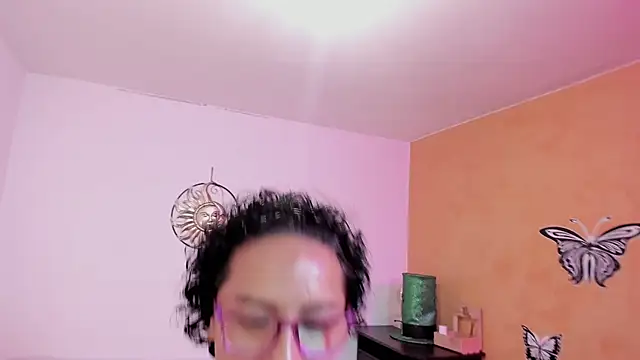 scarlet wet online show from February 13, 10:32 pm