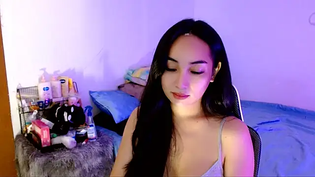 SweetLilly 18 online show from November 14, 2:15 am